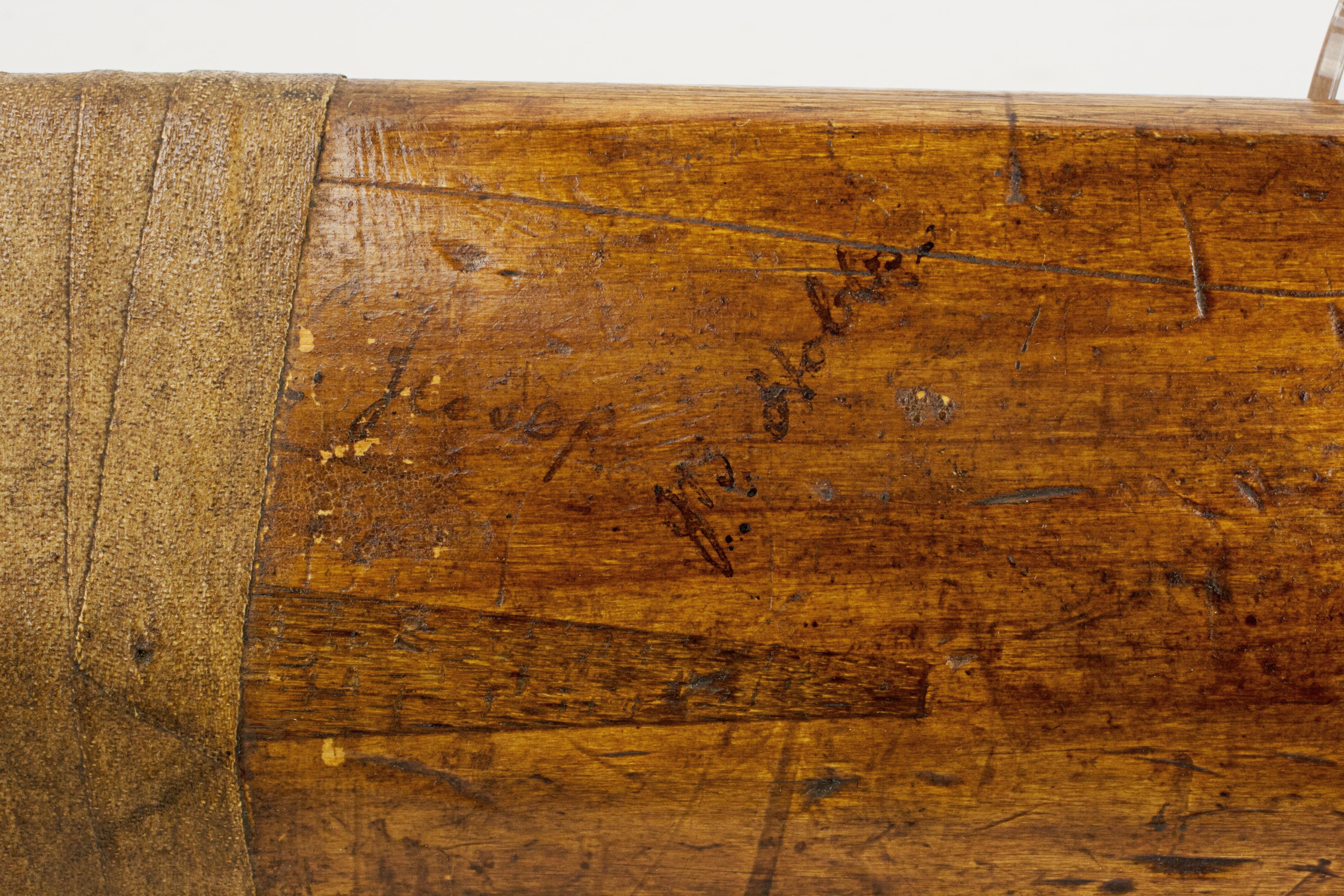 Autographed cricket bat, Jack Hobbs.
A fine W.A. Woof cricket bat 'The Gardiner'. The bat is in good condition with cord grip and the blade stamped 'W.A.WOOF, Cheltenham, 'The Gardiner', spring handle and a crown logo'. To the rear of the bat in