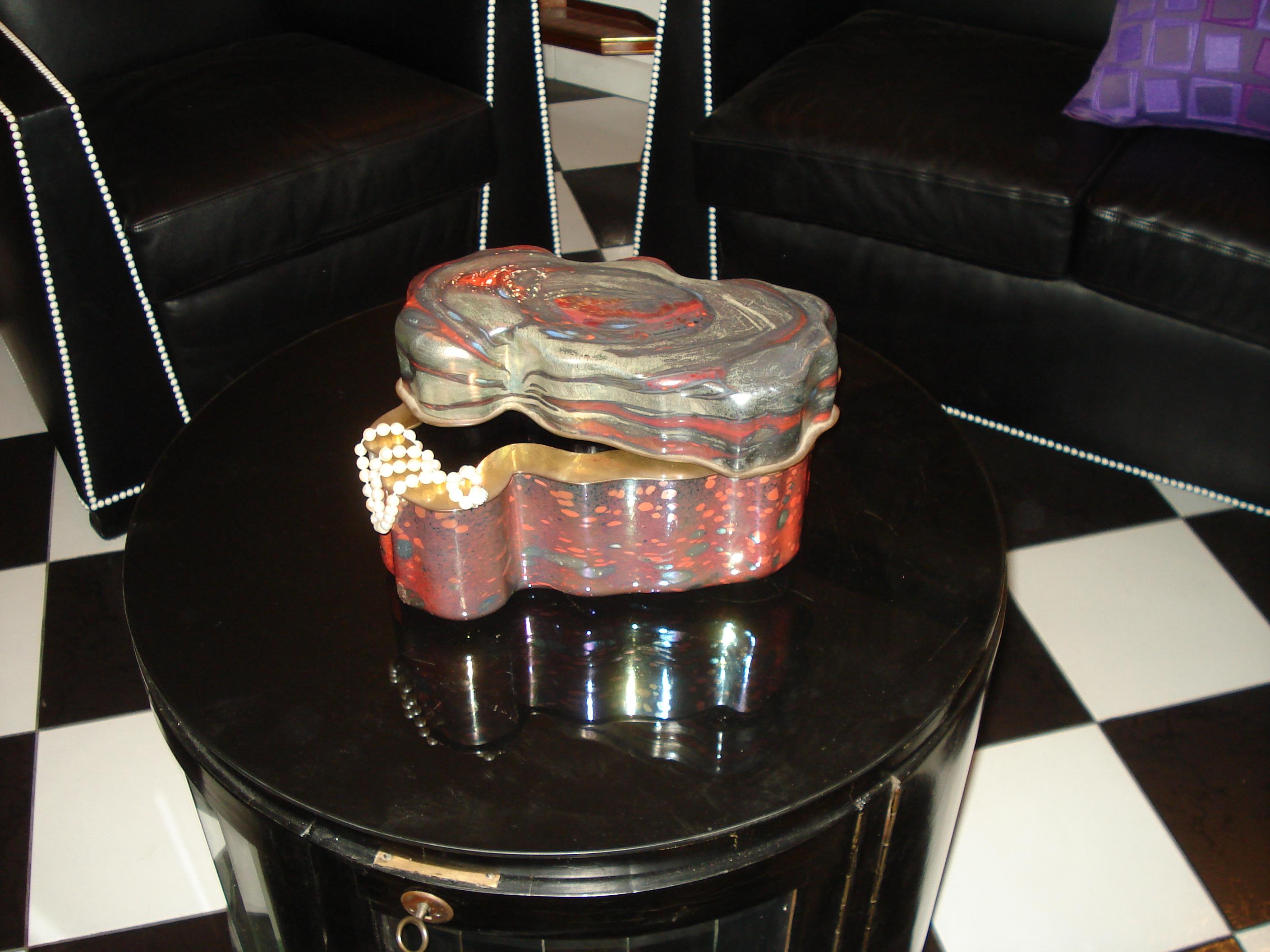 Austrian Jack Ink – Large Studio Glass Lidded Box Signed 