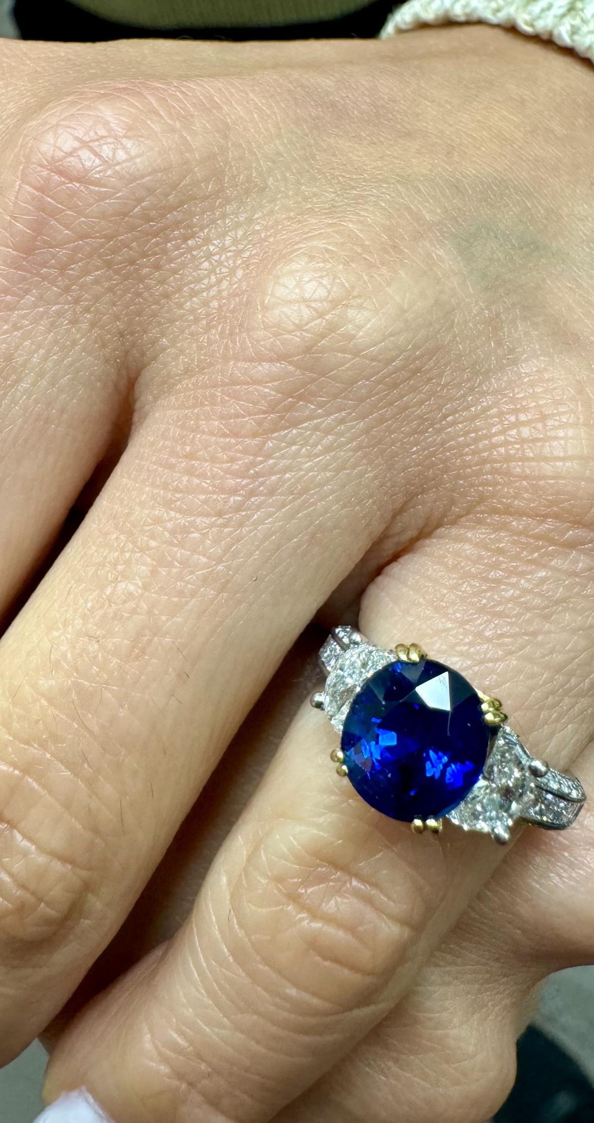 Jack Kelege Engraved Platinum Half Moon Diamond 4.10 Carat Blue Sapphire Ring 6