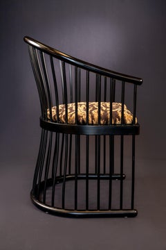 Jack Lenor Larsen Schwarz lackierte Käfigsessel, ein Paar