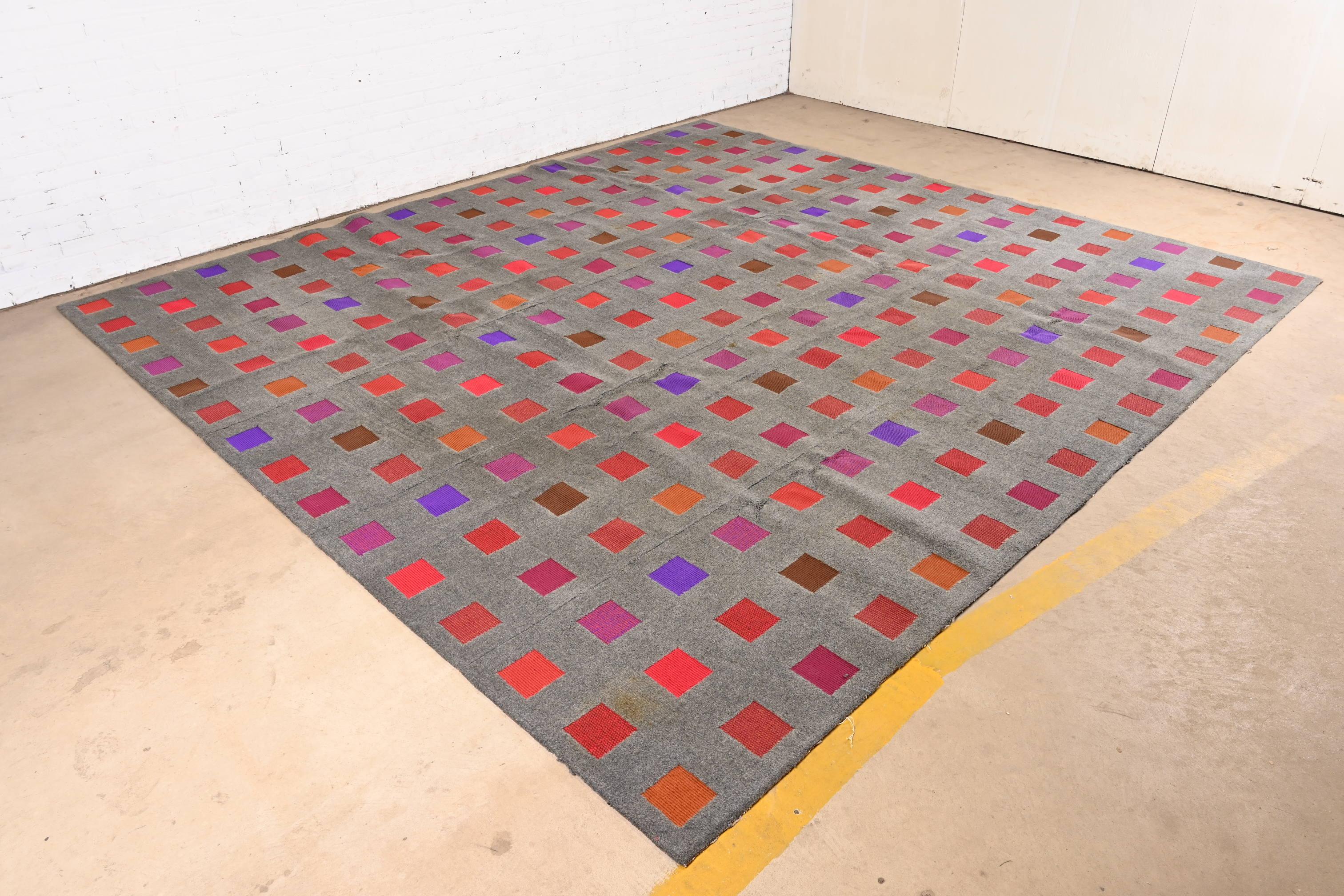 Américain Tapis Quadrangle, de taille moderne mi-siècle, de Jack Lenor Larsen, 1973