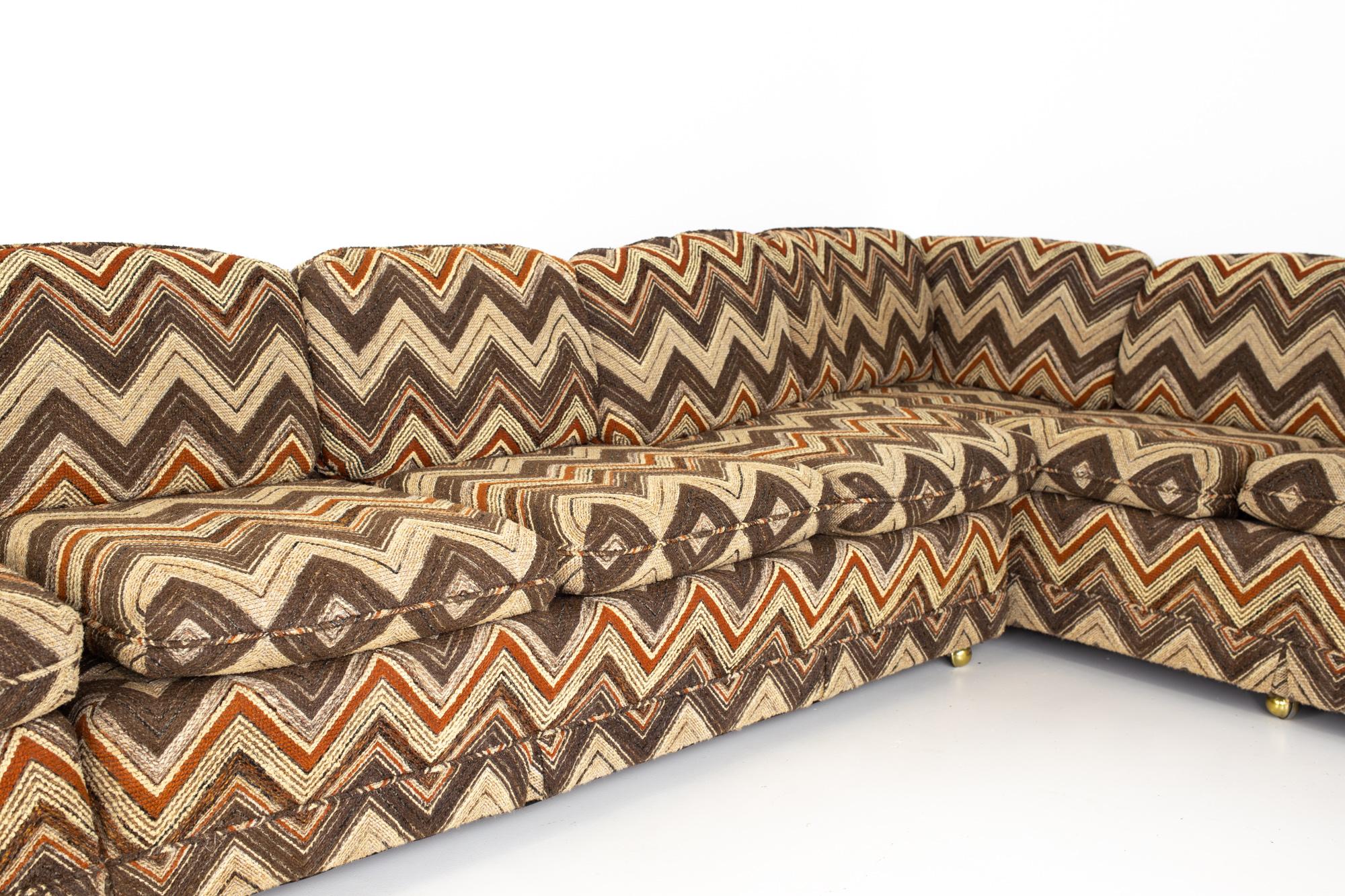 Jack Lenor Larsen Style Mid Century Chevron Sectional Sofa In Good Condition In Countryside, IL