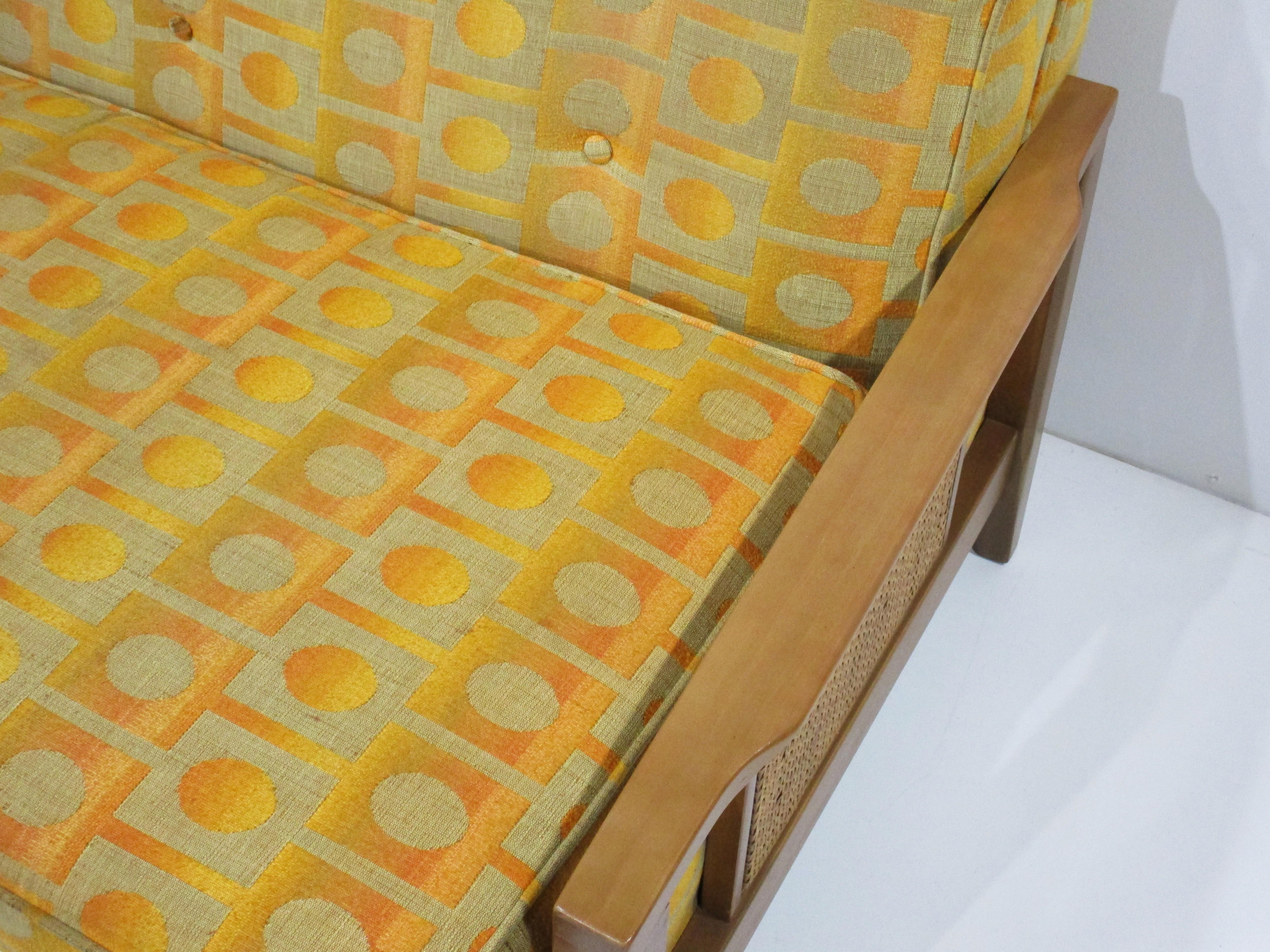 Loveseat tapizado Jack Lenor Larsen de mediados de siglo en venta 3