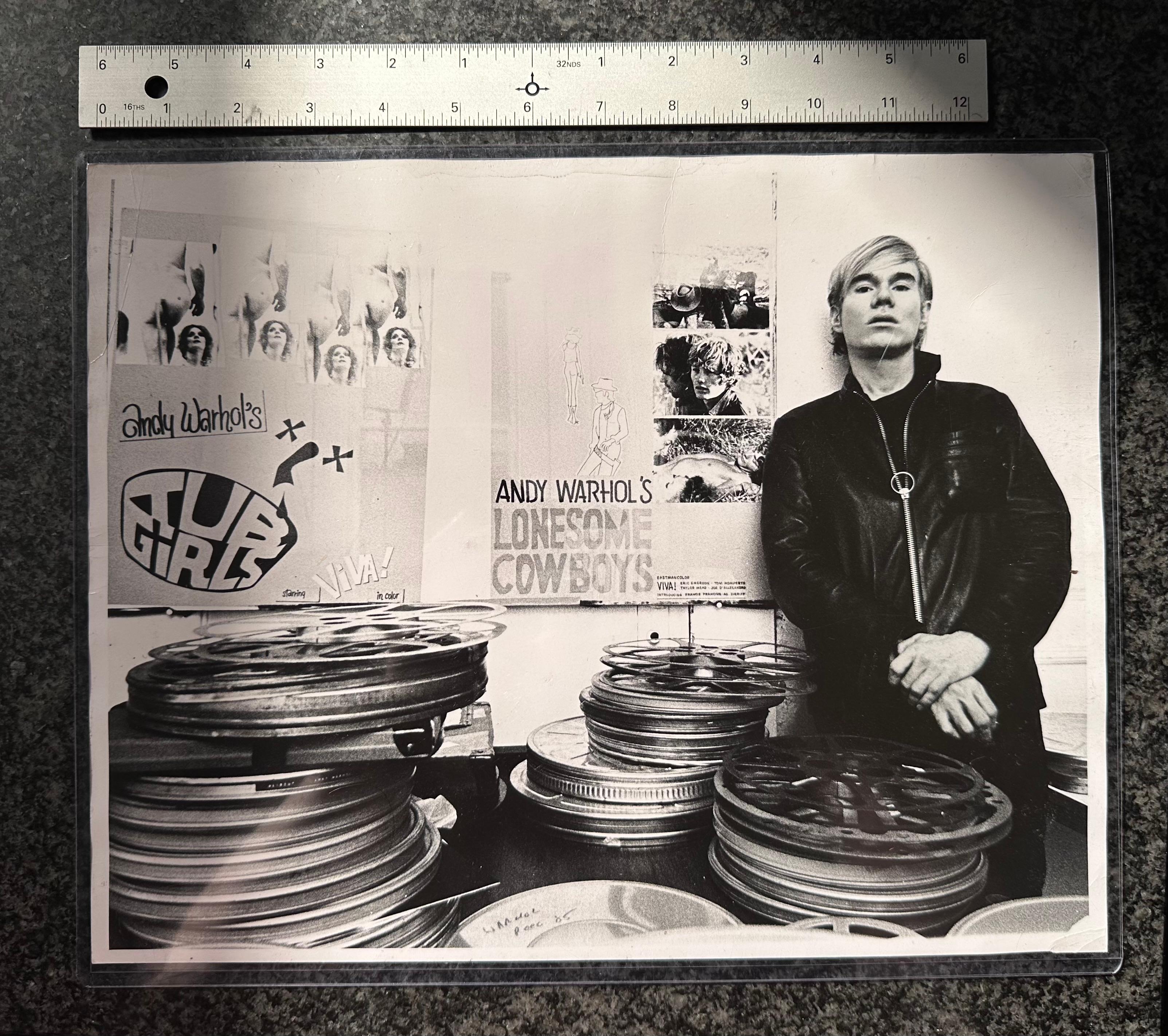 Americano Jack Mitchell, Andy Warhol come regista, fotografia in bianco e nero, 1968 in vendita