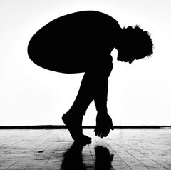 16 x 20" Bailarín/Coreógrafo Merce Cunningham en 'Solo' firmado por Jack Mitchell