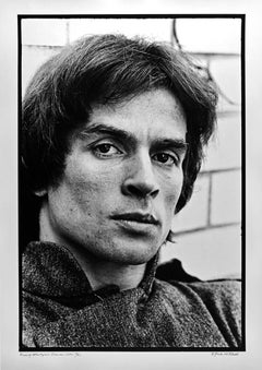 16 x 20" Rudolf Nureyev en el apartamento de Monique van Vooren, firmado por Mitchell