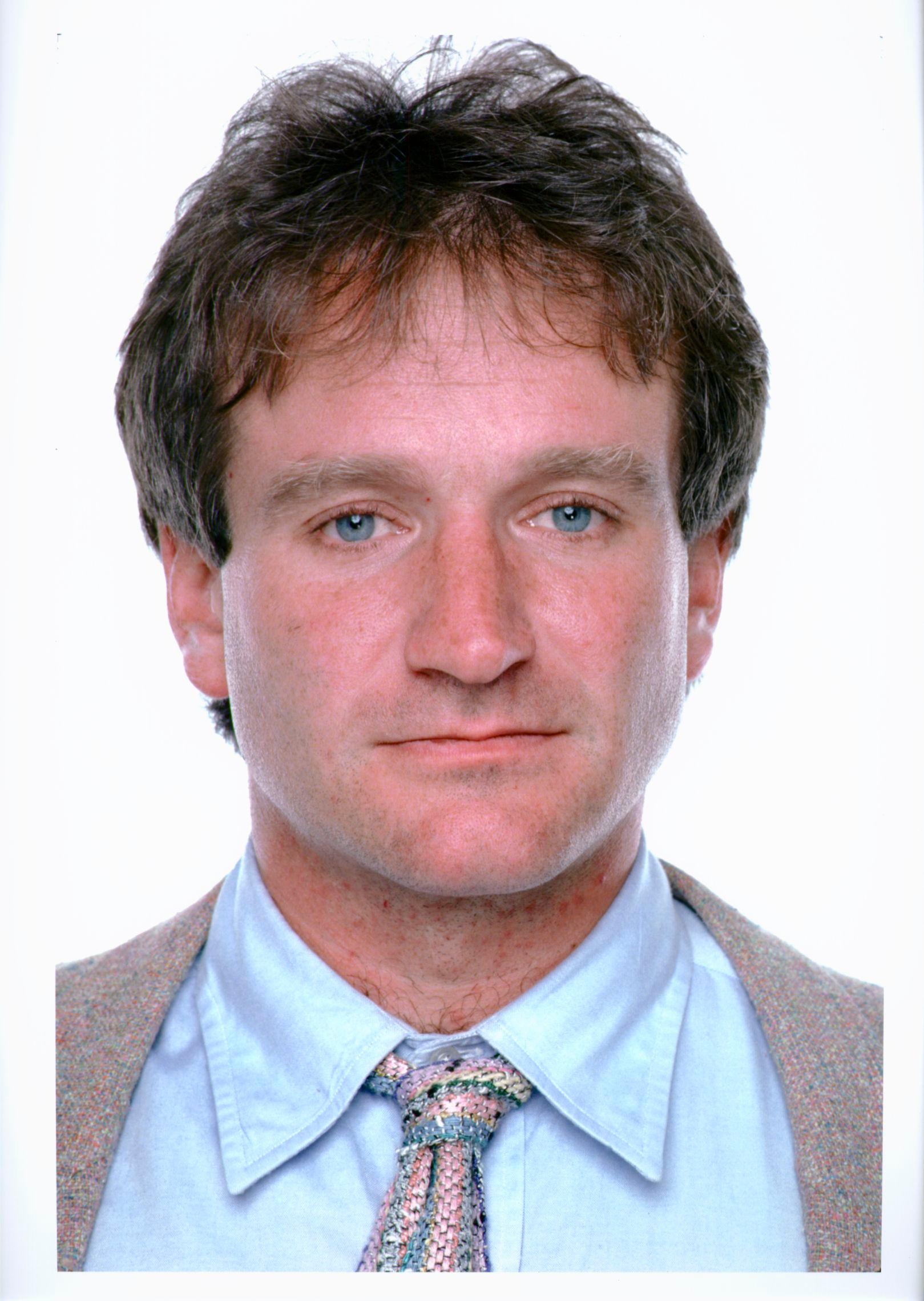 L'attore e comico Robin Williams, ritratto in studio