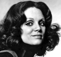 Actress Valerie Harper studio portrait, Signed by Jack Mitchell