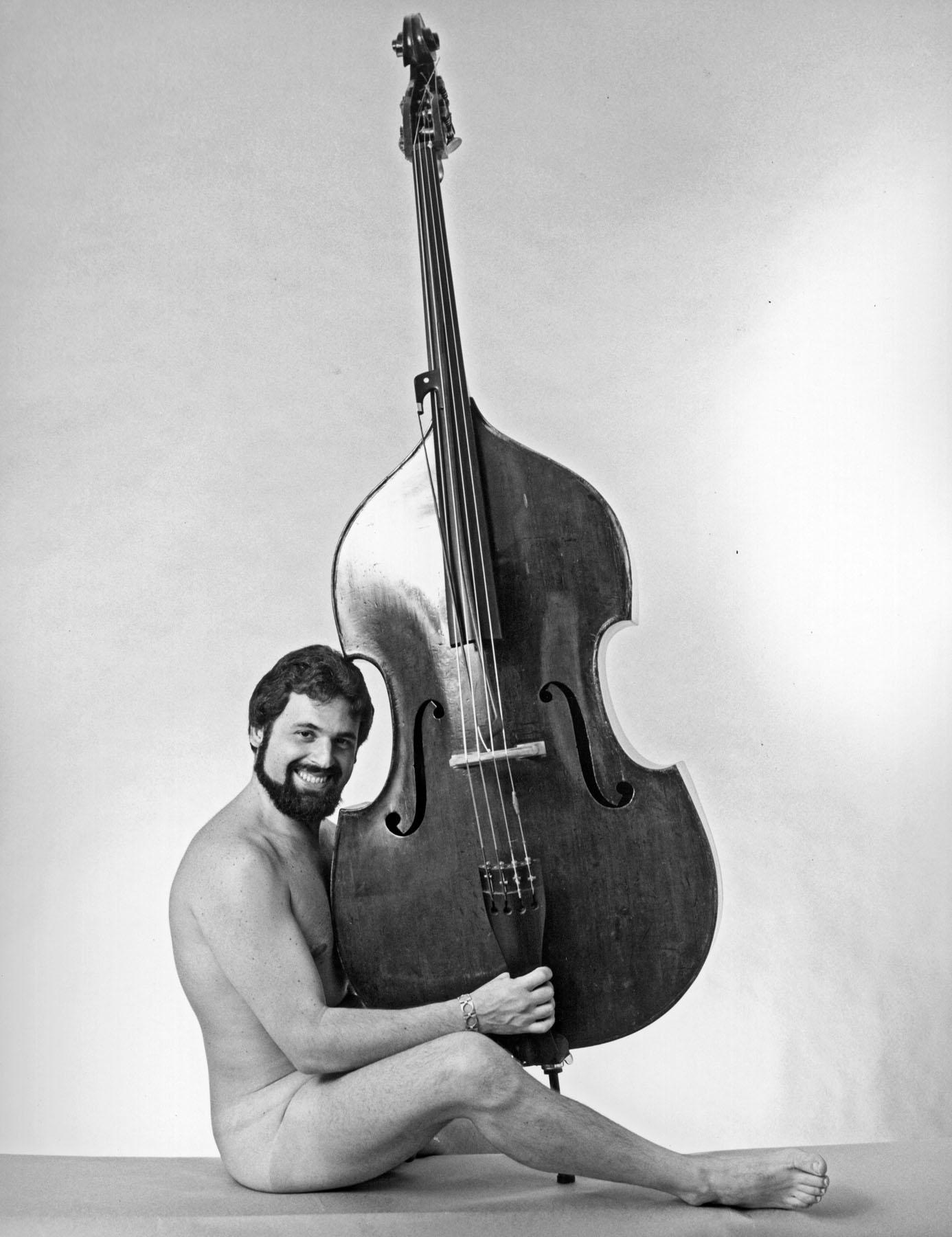  American classical double bass virtuoso Gary Karr nude, signed by Jack Mitchell