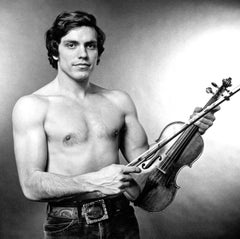 Violinista clásico estadounidense Eugene Fodor, firmado por Jack Mitchell