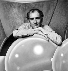 Artist Tom Wesselmann in his New York studio, signed by Jack Mitchell