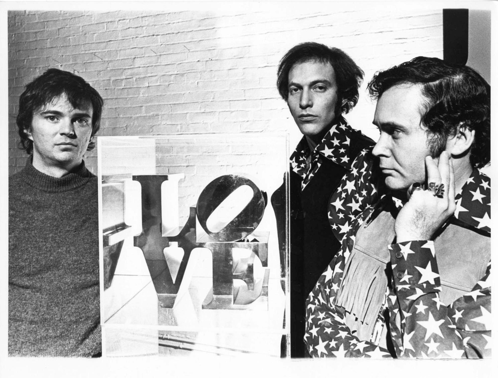 Jack Mitchell Black and White Photograph - Artists John Willenbecker, Robert Indiana, & William Katz with 'LOVE' sculpture