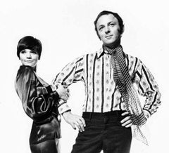 British pop artist and his wife Galina pose for wedding photos