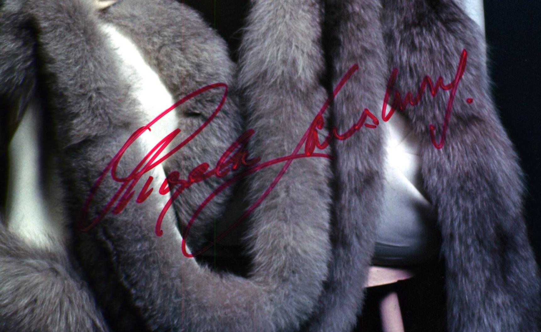 Broadway-Sängerin Angela Lansbury als „Mame“, signiert von Angela Lansbury (Pop-Art), Photograph, von Jack Mitchell