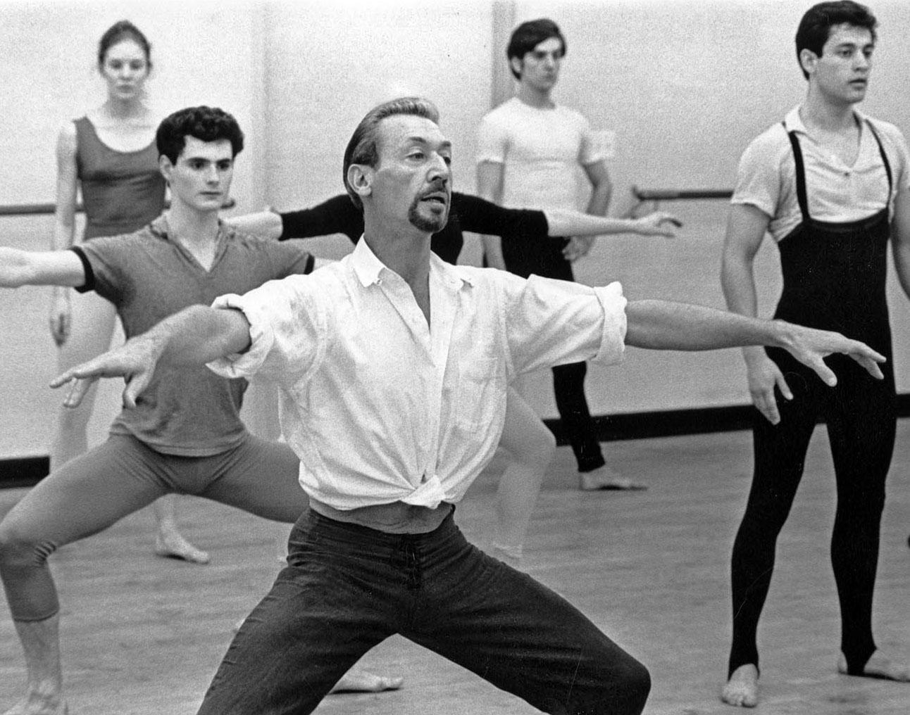 Choreographer Jack Cole teaches a jazz class at Harkness House for Ballet Arts  - Photograph by Jack Mitchell