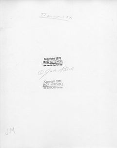 Bailarina (anónima), estudio de desnudo para la revista After Dark, firmado por Jack Mitchell