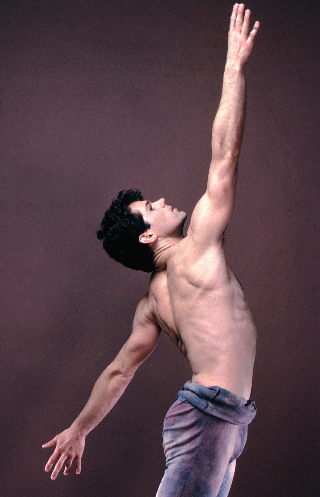 Dance Dancer/Choreographer Christopher Gillis, Farbe 17 x 22