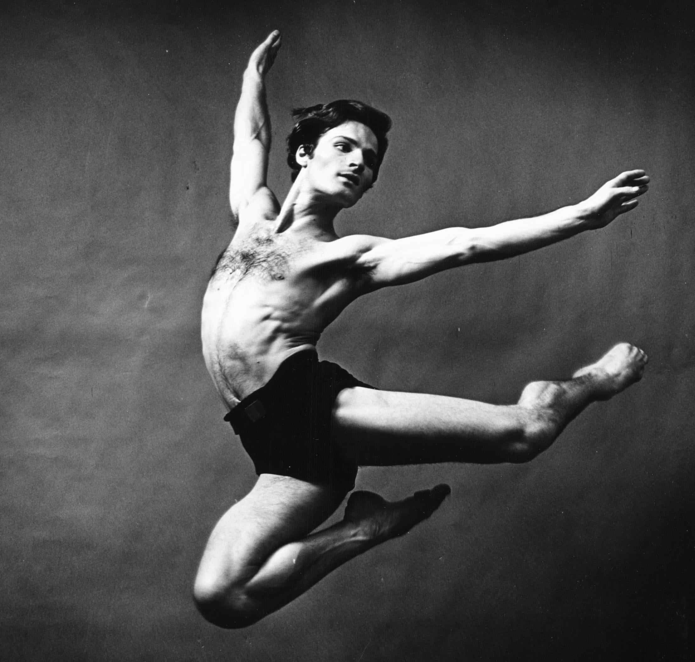 Dancer/Choreographer Lar Lubovitch  - Photograph by Jack Mitchell