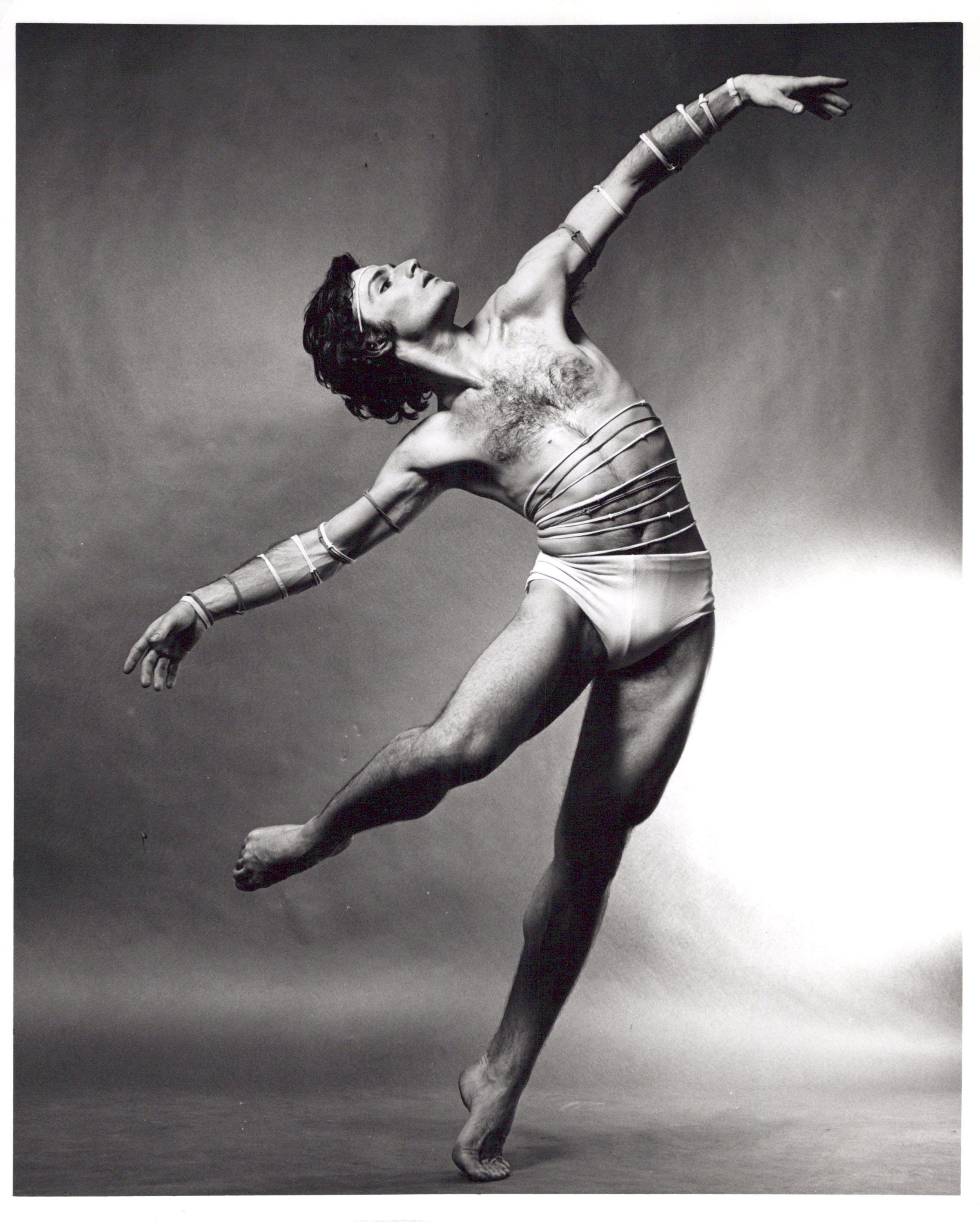 Jack Mitchell Black and White Photograph - Dancer/Choreographer Lar Lubovitch 