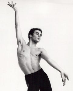 Ballerino e coreografo Louis Falco che si esibisce