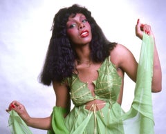 Donna Summer, « Reine du portrait du disco », photographie d'exposition en couleur 43,18 x 55,9 cm