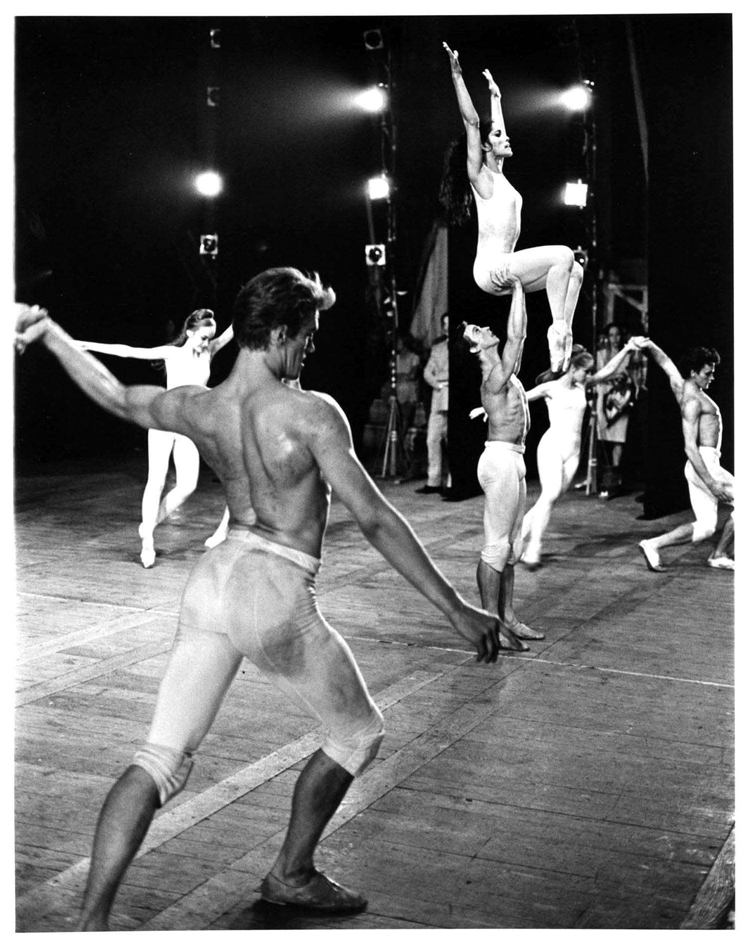 Jack Mitchell Black and White Photograph - Harkness Ballet performing 'Time Out of Mind' 