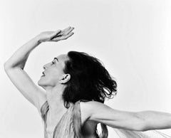 Isadora Duncan dancer Lori Belilove performing