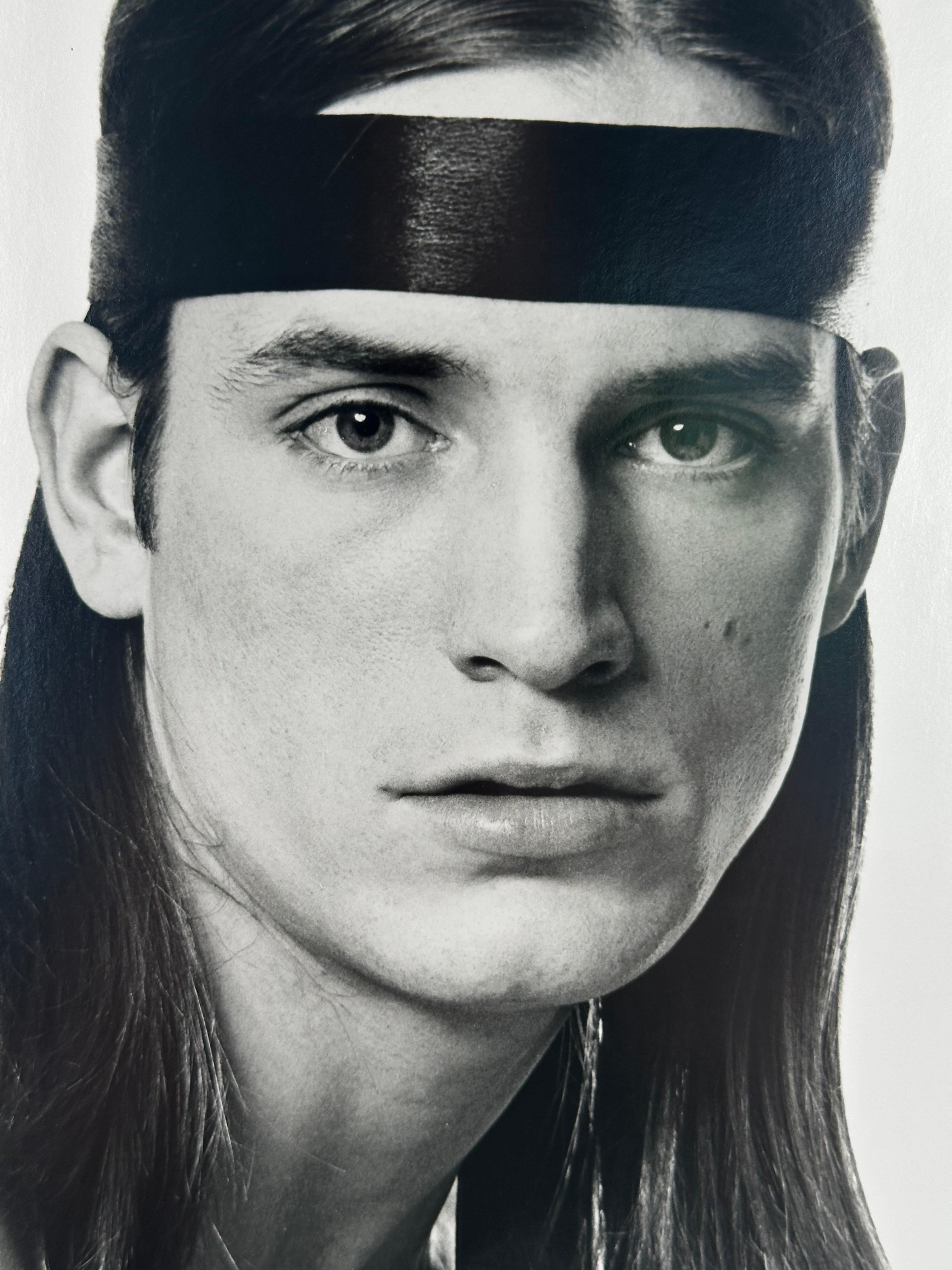 Joe Dallesandro Andy Warhol Trash promo photo - Photograph Realismo di Jack Mitchell