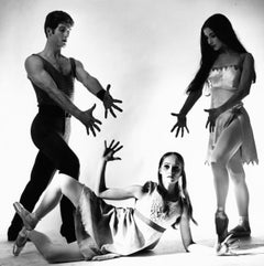 Los bailarines del Joffrey Ballet Richard Gain, Lisa Bradley y Zelma Bustillo en "Incubus".