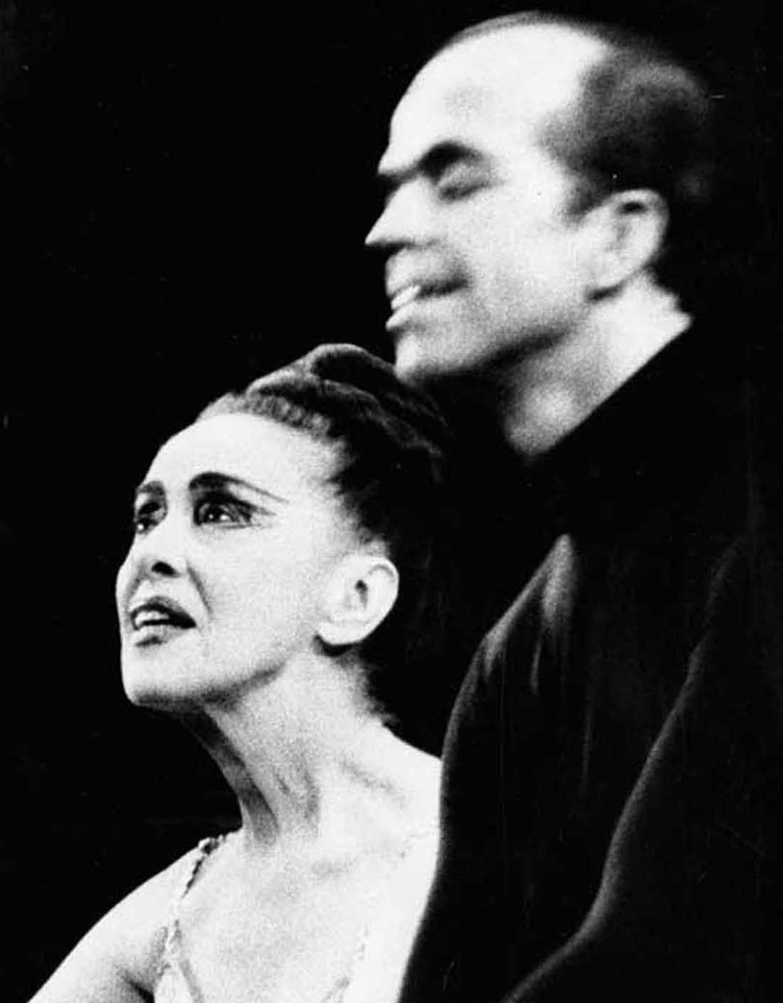 Martha Graham-Vorhang von Martha Graham mit Bertram Ross, David Wood, signiert von Jack Mitchell im Angebot 1