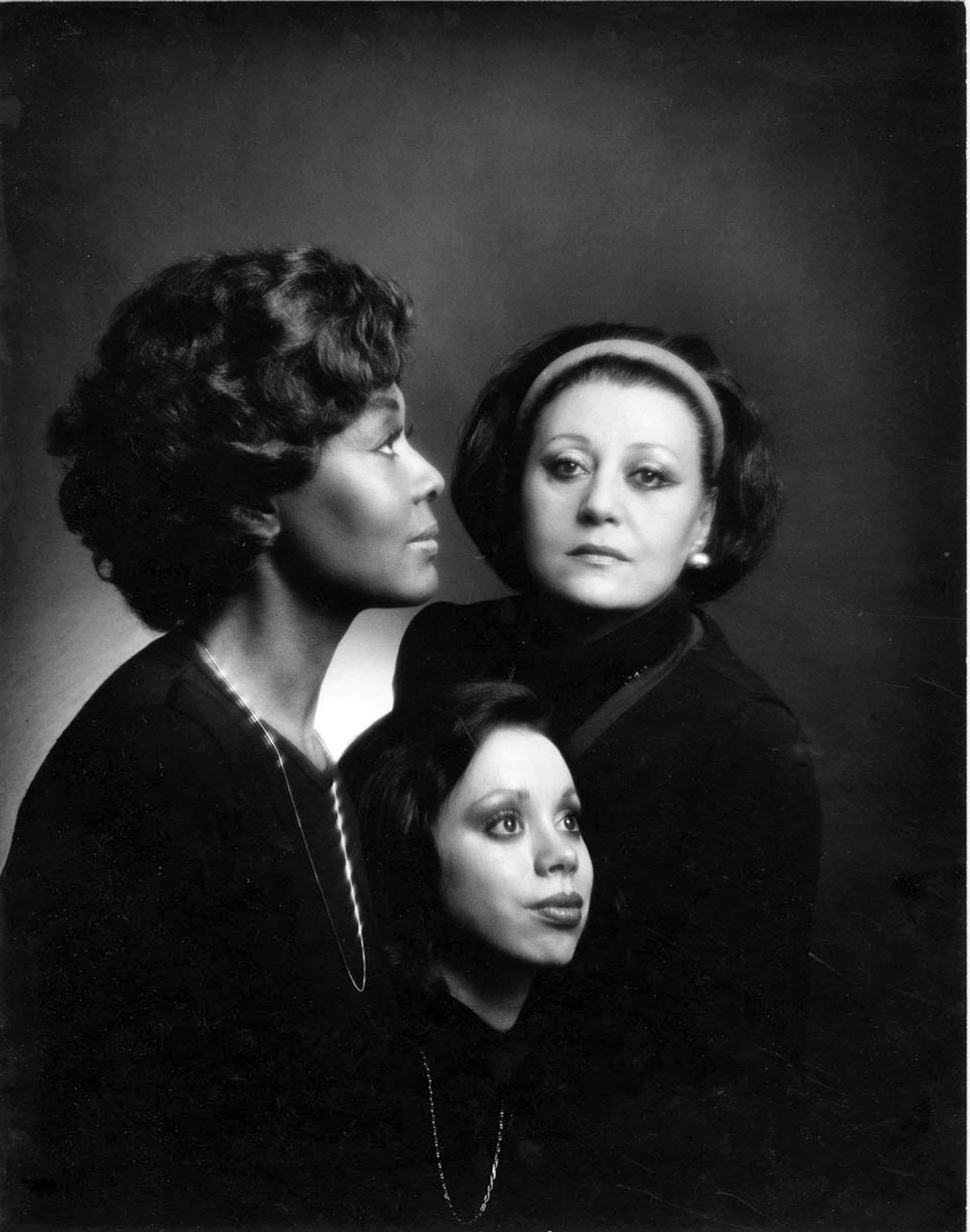 Jack Mitchell Black and White Photograph - MET Opera 'Dialogues of the Carmelites' cast for Opera News cover, signed