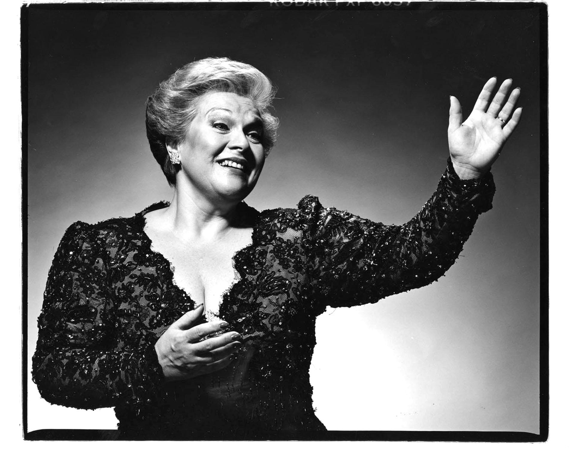 Jack Mitchell Black and White Photograph -  Metropolitan Opera soprano Marilyn Horne 