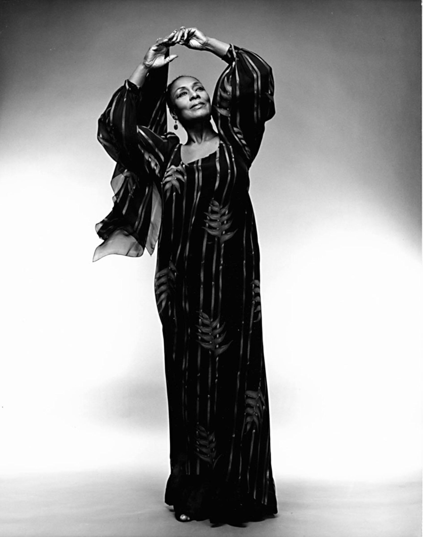 Jack Mitchell Black and White Photograph –  Metropolitan Opera Soprano Shirley Verrett