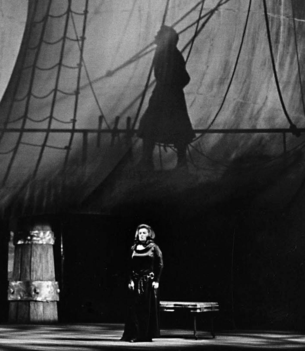 Mignon Dunn, Birgit Nilsson in 'Tristan und Isolde' at the Metropolitan Opera - Photograph by Jack Mitchell