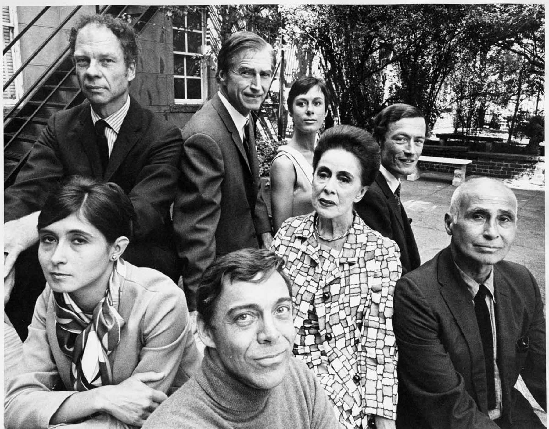 11 x 14" alte Silbergelatinefotografie der Meister des modernen Tanzes: Martha Graham, Twyla Tharp, Jose Limon, Merce Cunningham, Paul Taylor, Erick Hawkins, Yvonne Rainer, Don Redlich, fotografiert am 12. Oktober 1968. Signiert von Jack Mitchell