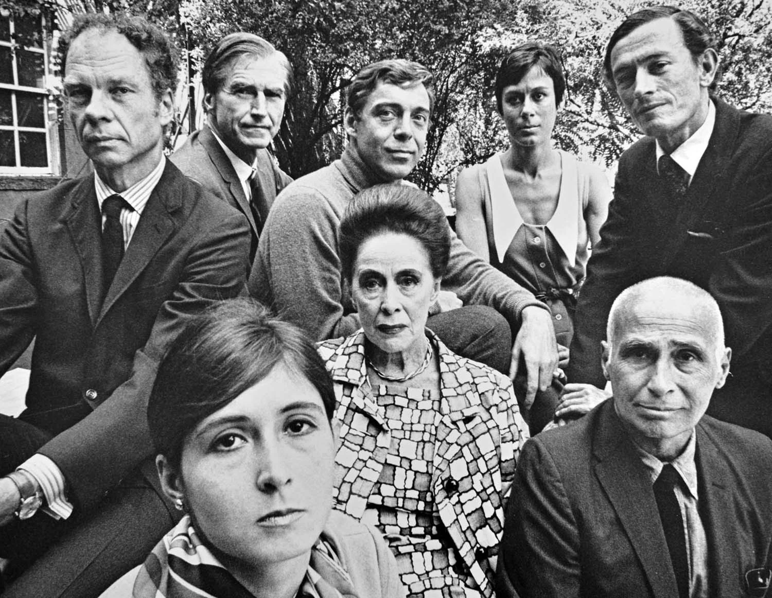 Fotografía vintage de gelatina de plata de 11 x 14" de icónicos Maestros de la Danza Moderna: Martha Graham, Twyla Tharp, José Limón, Merce Cunningham, Paul Taylor, Erick Hawkins, Yvonne Rainer, Don Redlich fotografiada el 12 de octubre de 1968.