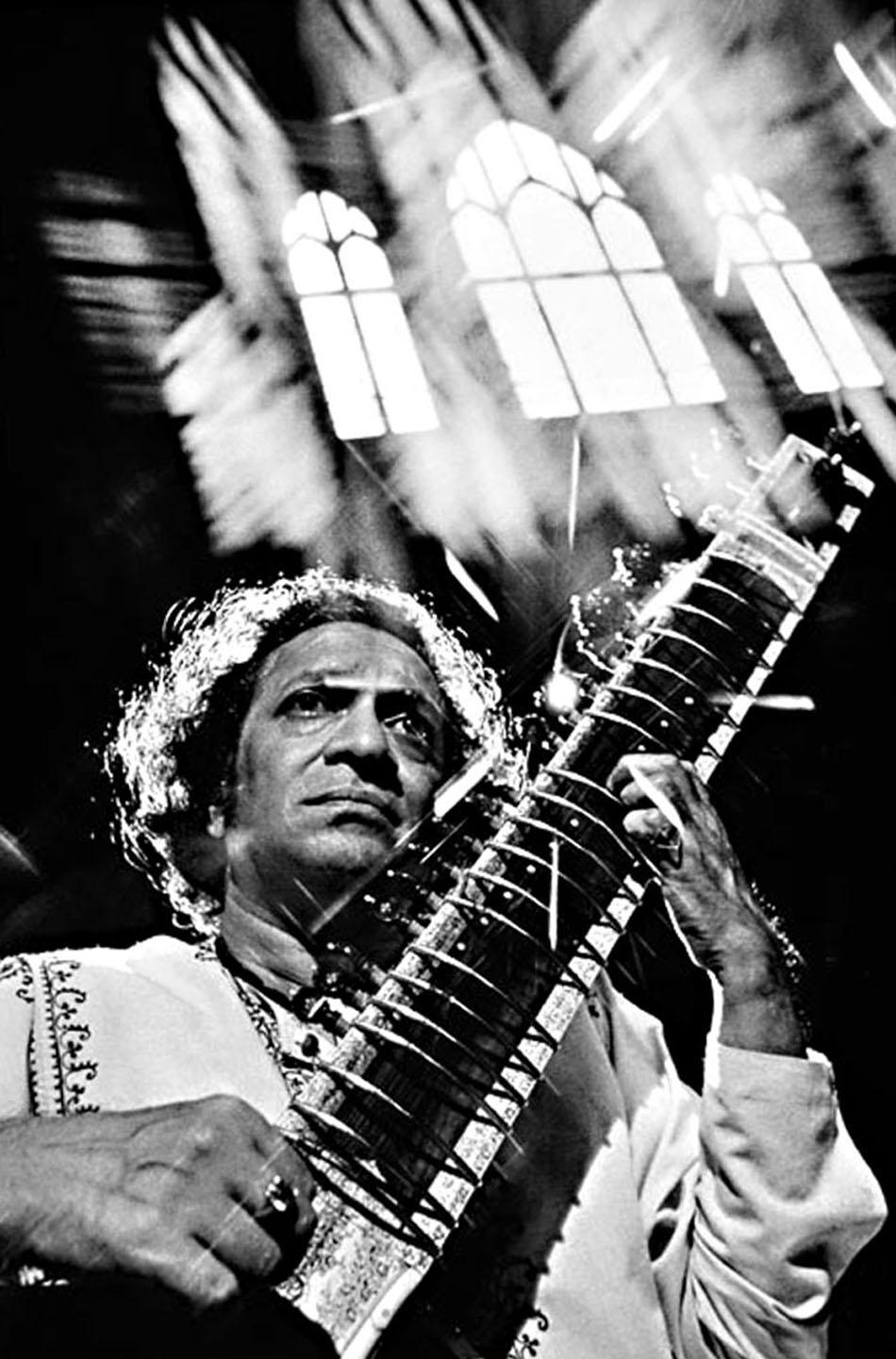 Musician & composer Ravi Shankar performing at St. John, signed exhibition print - Photograph by Jack Mitchell