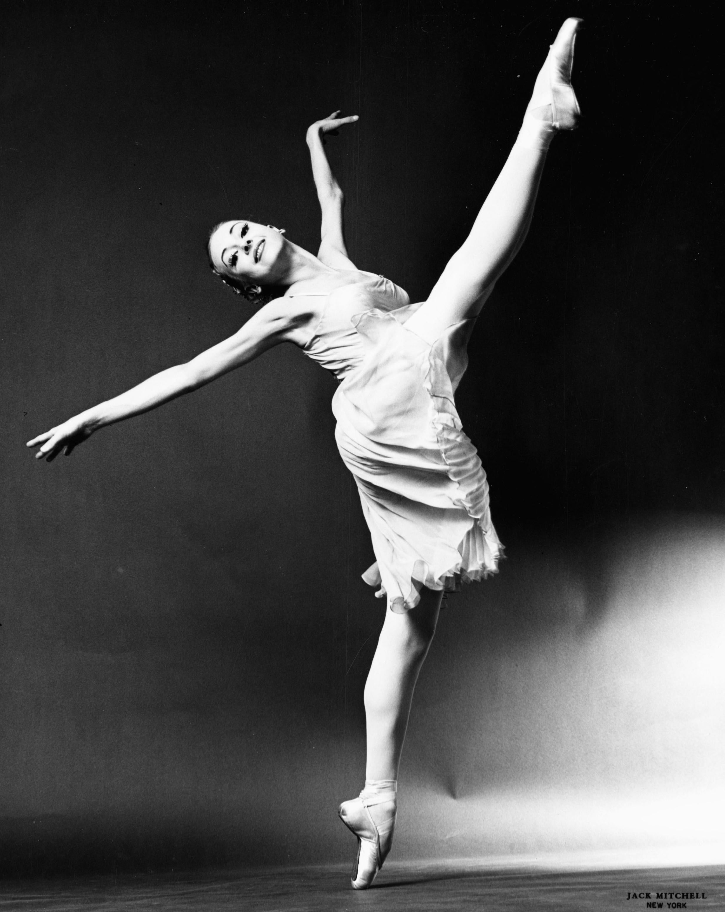 New York City Ballet Principal Dancer Suki Schorer - Photograph by Jack Mitchell