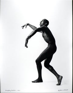 Portrait nu de la danseuse / acteur / chorégraphe Geoffrey Holder, signé