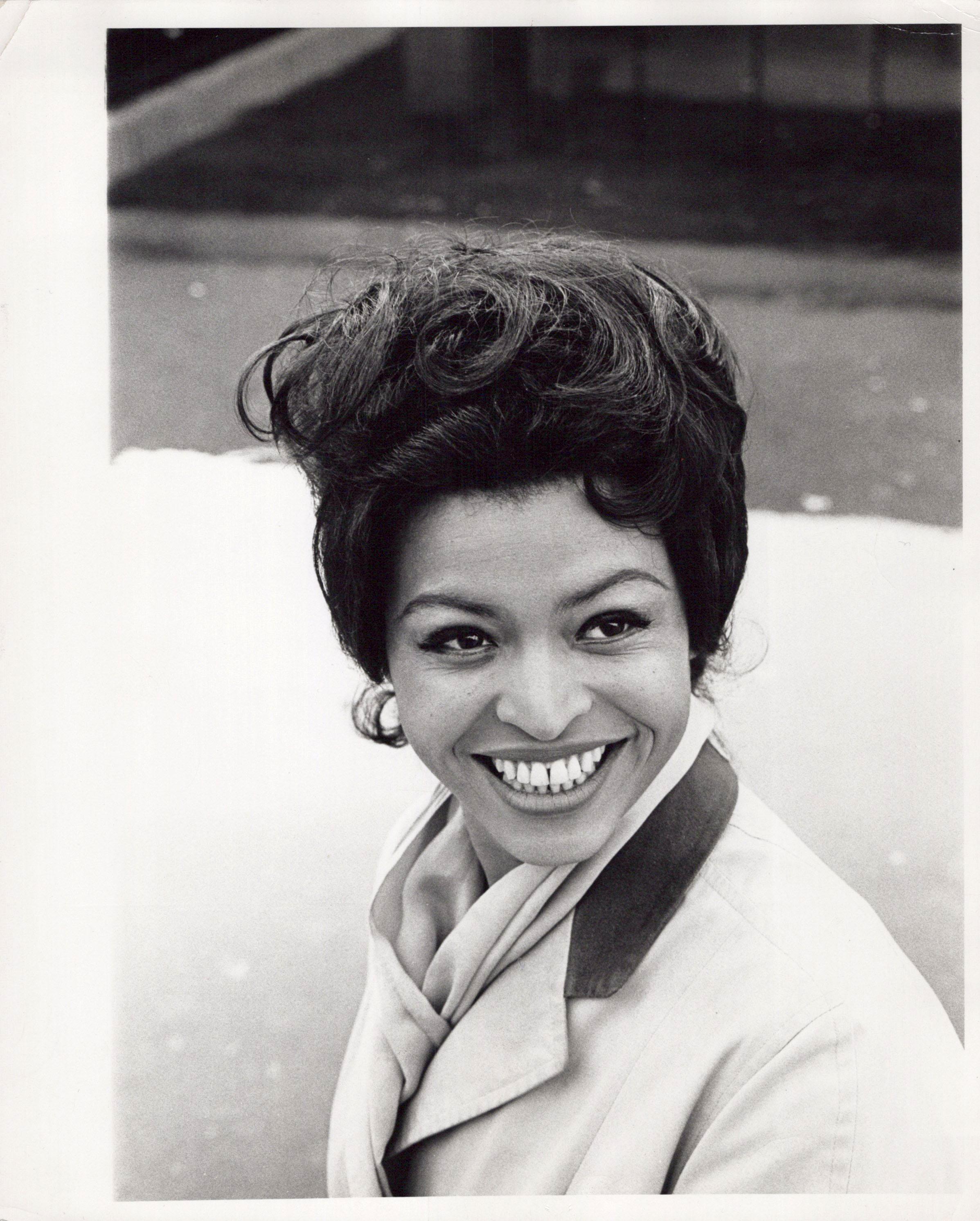 Jack Mitchell Black and White Photograph – Obie-preisgekrönte Broadway-Stipendiatin Gloria Foster, fotografiert in New York City