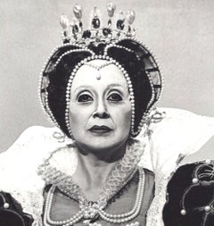 Operatic soprano Beverly Sills in costume as Elizabeth I in 'Roberto Devereux'