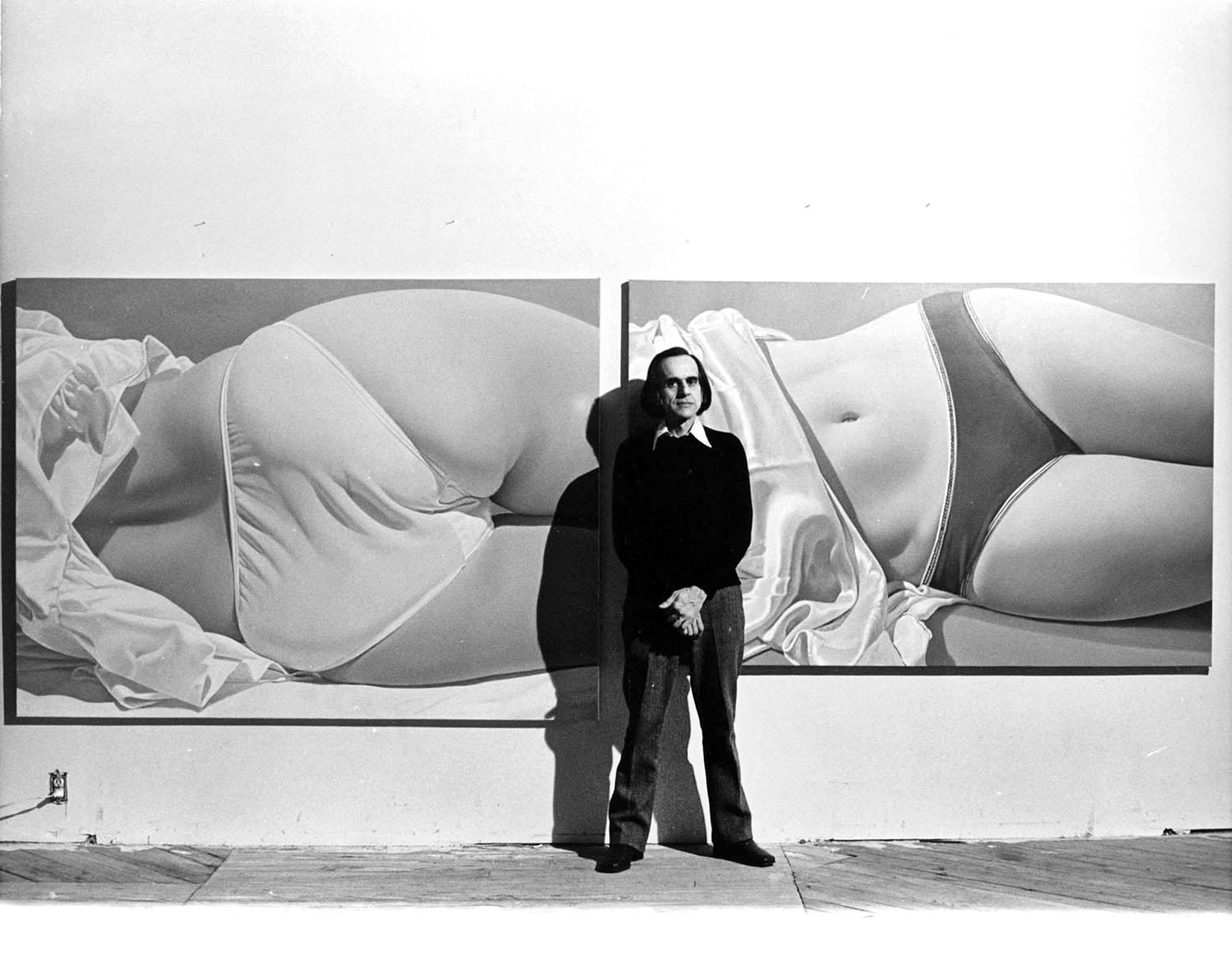 Jack Mitchell Black and White Photograph - Photorealist Artist John Kacere at an exhibition of his work