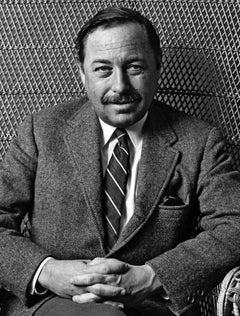 El dramaturgo Tennessee Williams, ganador del premio Pulitzer, firmado por Jack Mitchell