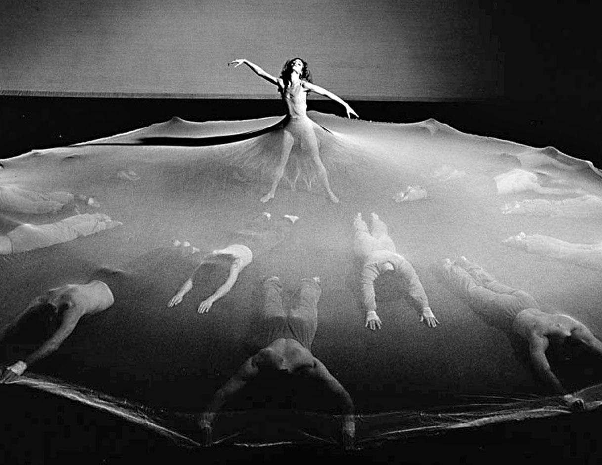 Royal Winnipeg Ballett mit der Aufführung „Le Sac du Printemps“, signierter Ausstellungsdruck – Photograph von Jack Mitchell