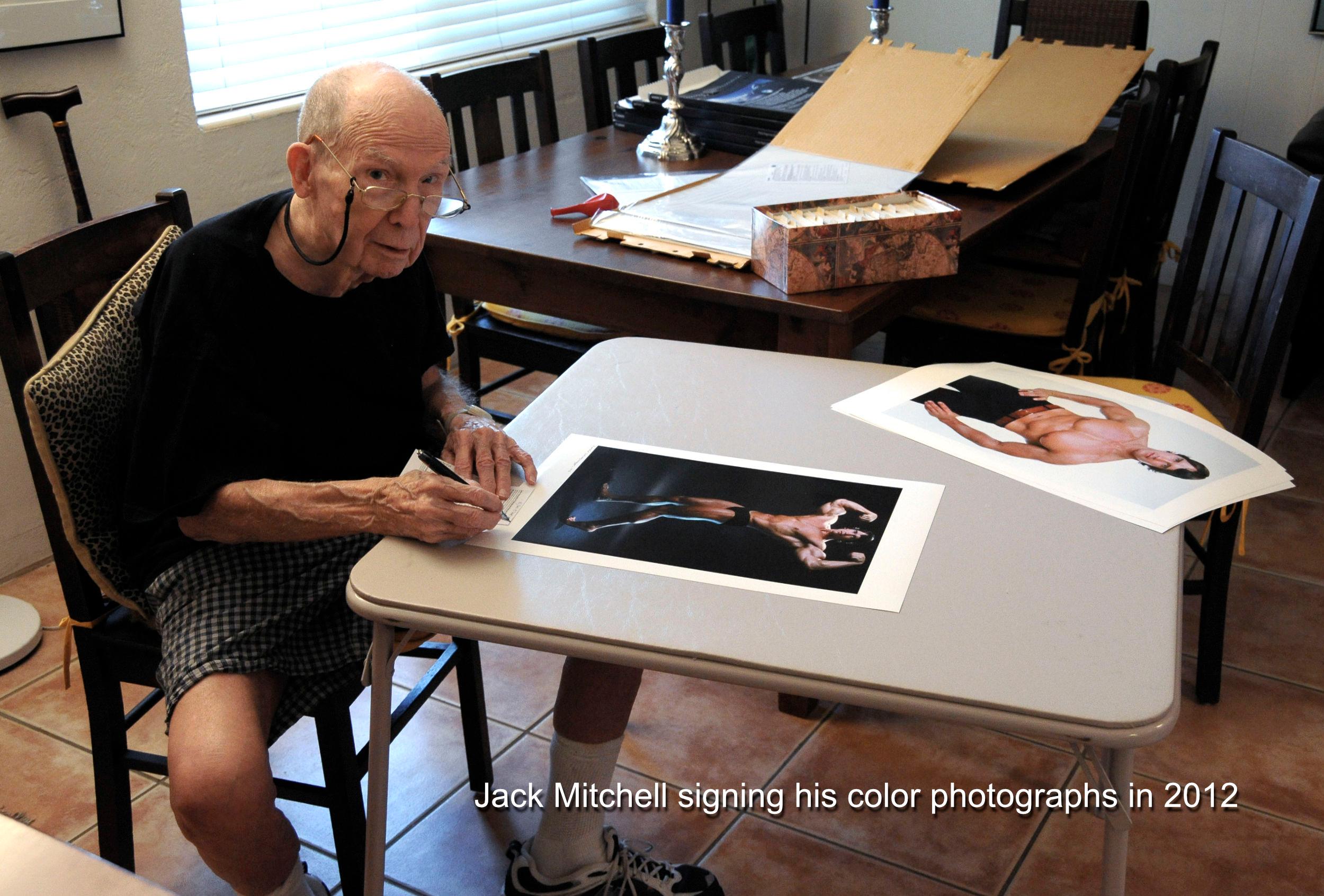 Rudolf Nureyev photographed for 'After Dark', signed by Jack Mitchell For Sale 3