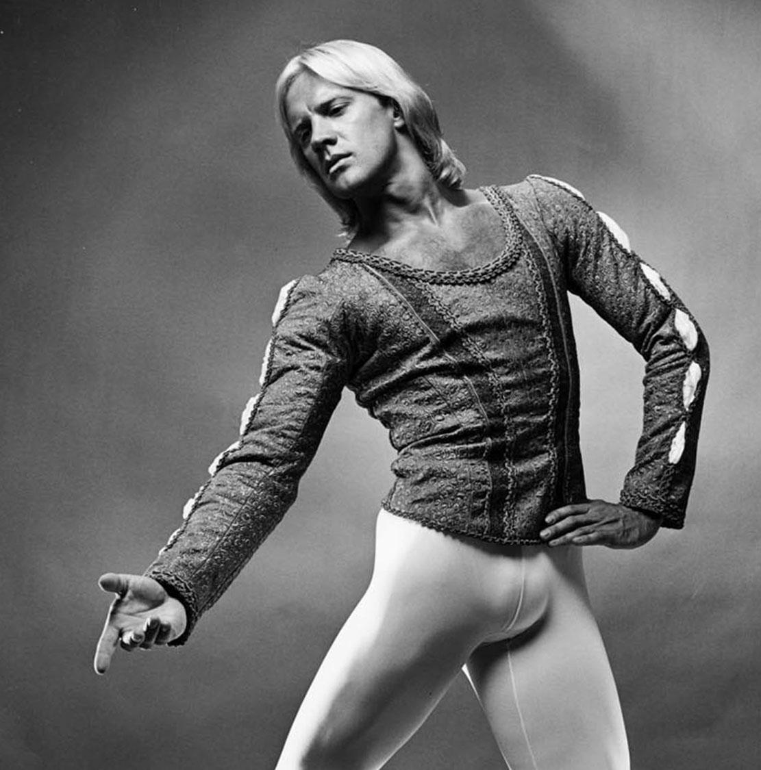 alexander godunov naked