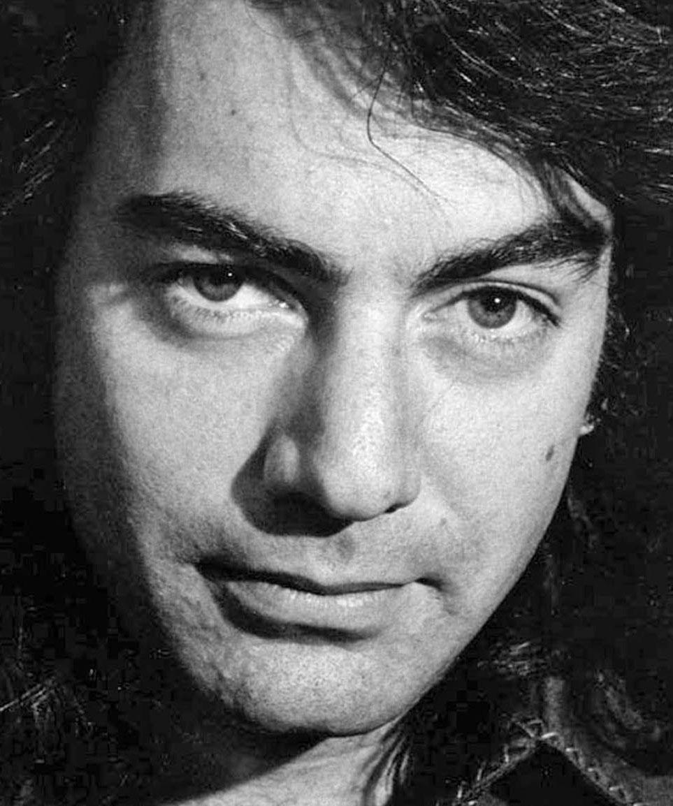 Singer Songwriter Neil Diamond - Photograph by Jack Mitchell