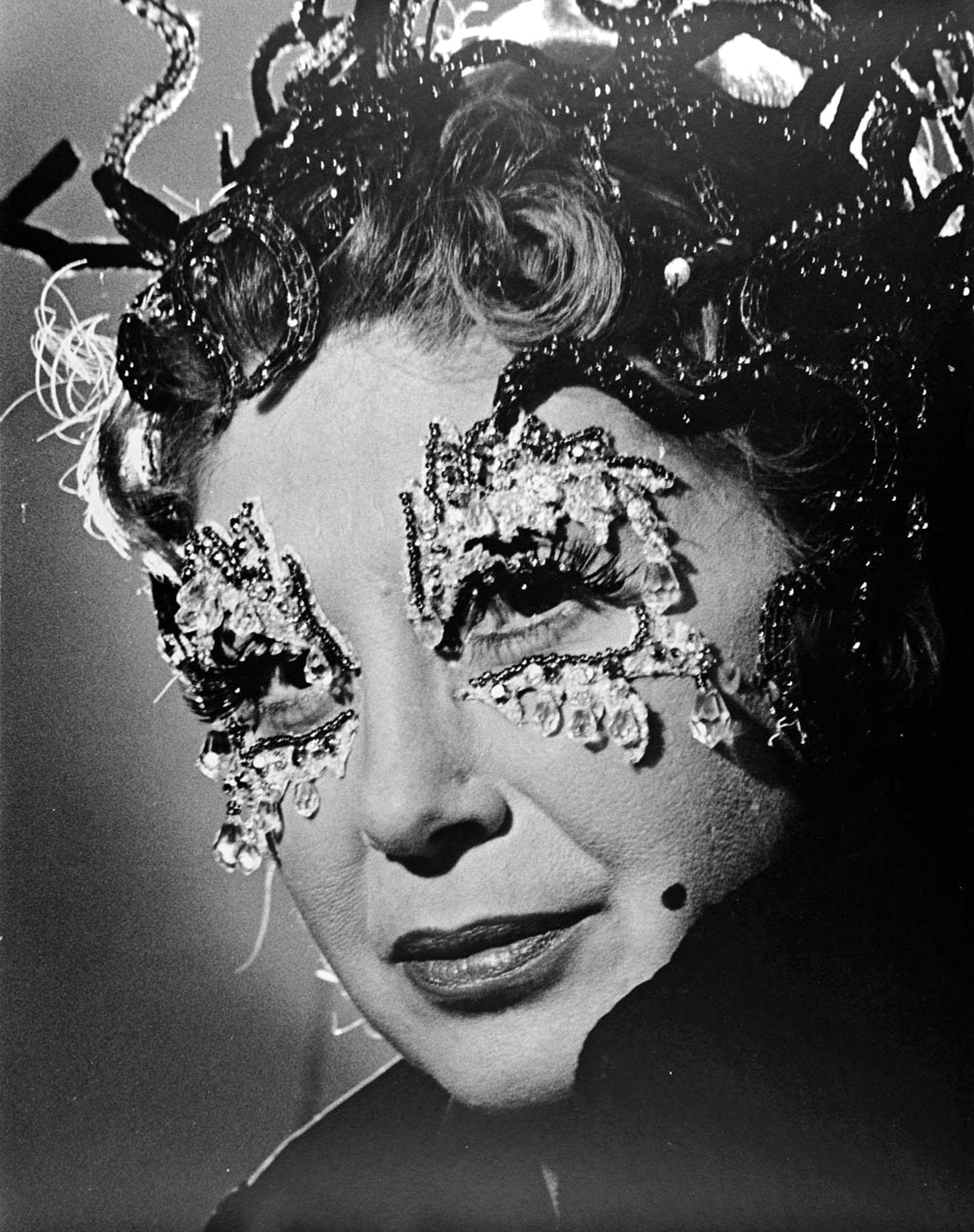 Jack Mitchell Black and White Photograph - Soprano Beverly Sills in costume for 'Tales of Hoffman'