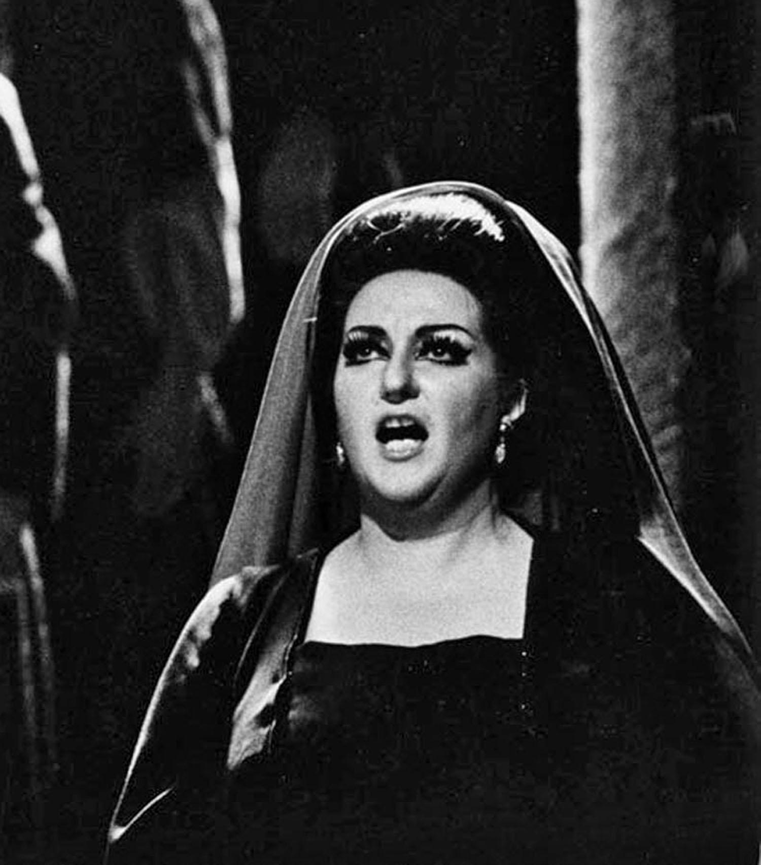 Spanish soprano Monserrat Caballe performing 'I Vespri Siciliani' at the MET - Photograph by Jack Mitchell