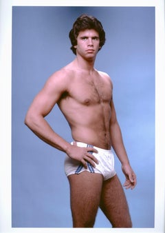 Portrait en studio de l'acteur américain Lorenzo Lamas, âgé de 21 ans